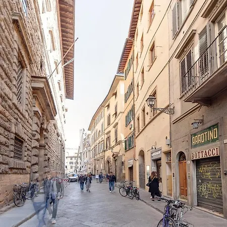 Appartamento Leoni 10 Firenze